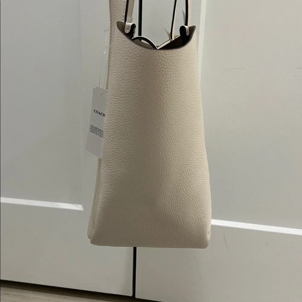 Coach (NWT) Hadley Turnlock Tote Bag - Picture 7 of 17